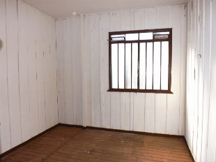 ALUGA-SE CASA ZONA 07 PRÓX. SANEPAR
