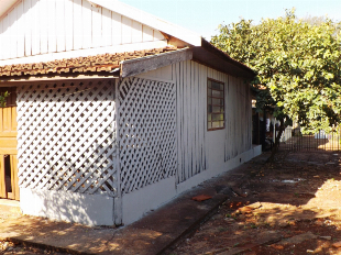 ALUGA-SE CASA ZONA 07 PRÓX. SANEPAR
