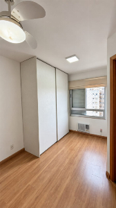 Apartamento com Suíte, Sacada com Churrasqueira e Lazer Completo na Vila Cleópatra