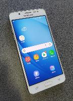Samsung Galaxy J5 metal branco