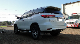 HILUX SRX 2019/19 7 LUGARES,  COMPLETA BRANCA PEROLIZADA