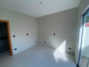 Sobrado com 4 Quartos e 130 m² no Jardim Montreal - Maringá/PR