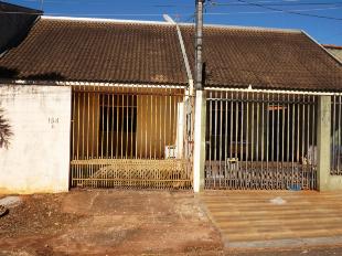 VENDE-SE CASA JD. PINHEIROS II PRÓX. AV. TUIUTI