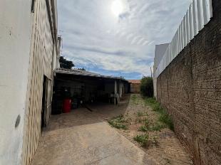 Barracão locado