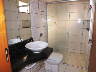 ALUGA-SE CASA LOTEAMENTO VILA VERDE IGUARAÇU-PR