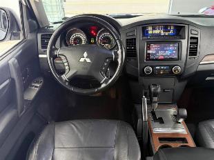 Mitsubishi Full 3D 3.8 V6 Aut. 4x4 Sem Retoque