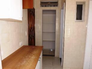 VENDE-SE LINDO APTO ED. SANT LOUIS ZONA 07