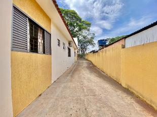 EXCELENTE CASA SEMI MOBILIADA NA ZONA 05