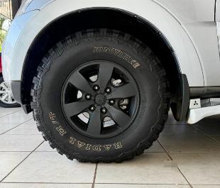 Mitsubishi Full 3D 3.8 V6 Aut. 4x4 Sem Retoque