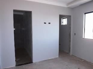 VENDE-SE SOBRADO TRI PLEX C/ PISCINA. JD DIAS I.