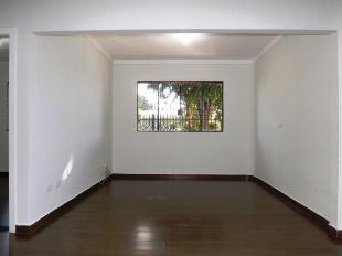 ALUGA-SE CASA JD ALVORADA AO LADO DO CENTRO ESPORTIVO