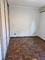 ALUGO CASA PRÓXIMO HU, AMPLA, 3 BANHEIROS, SUITE MAIS 2 QUARTOS, ESCRITORIO E 3 VAGAS GARAGEM COBERTA
