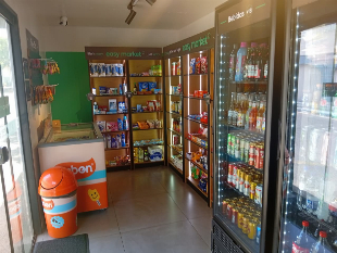 Kitnet com 1 Quarto e 30 m² na Zona 08 - Maringá/PR