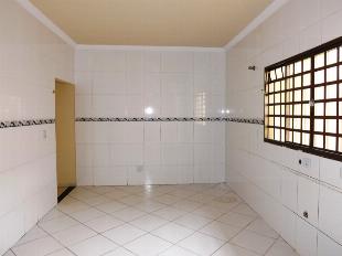ALUGA-SE CASA JD. ALVORADA PRÓX. UPA ZONA NORTE