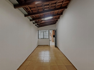 CASA PARA LOCAÇÃO | 1 SUÍTE + 2 QUARTOS, CHURRASQUEIRA E 3 VAGAS NA VILA ESPERANÇA