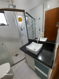 Sobrado 4 Quartos 4 AR condicionados, Moveis Planejados. Churrasqueira, banheira R Mascarenhas de Moraes 1185 Jd Alvorada Maringá
