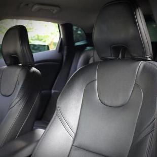 VOLVO V40 2.0 T4 KINET 2019