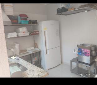 Vendo linda casa Comercial+ fábrica de salgados e churros