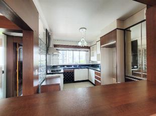 Apartamento Amplo e Mobiliado no Ed. Monte Líbano, perto parque do Ingá, Maringá/PR