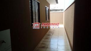 Casa em Sarandi Residencial / Comercial - Av. João Marangoni