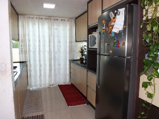 VENDE-SE SOBRADO JD IMPERIAL II. TROCA POR IMOVEL ATÉ 50% DO VALOR