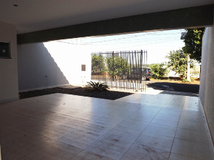 VENDE-SE CASA NOVA JD ORIENTAL
