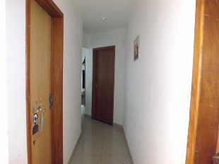 VENDE-SE SOBRADO JD IMPERIAL II. TROCA POR IMOVEL ATÉ 50% DO VALOR