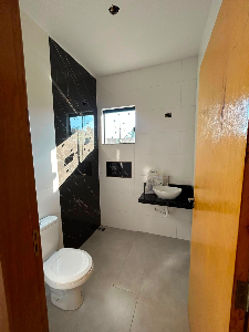 CASA NOVA | MODERNA | EXCELENTE LOCALIZAÇÃO