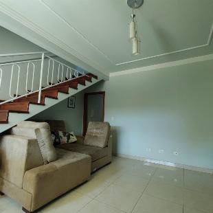 Linda Casa assobradada