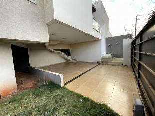 Casa Espetacular no Ecovalley em Maringá/Sarandi