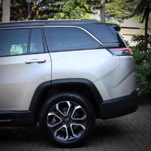 JEEP COMMANDER LIM T270 2023