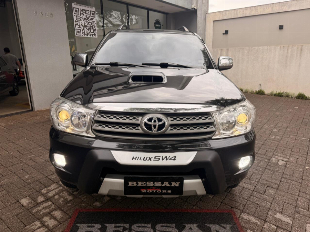 Toyota Hilux Sw4 SRV D4-D 4x4 3.0 tdi diesel aut. 7l
