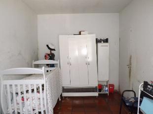 VENDE-SE 2 CASAS NO TERRENO JD LIBERDADE MARINGÁ PR.