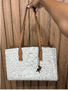 Imagem do anuncio Bolsa Michael Kors original