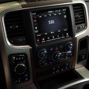 RAM 1500 CLASSIC LARAMIE 5.7 CD V8 4X4 AUT. 2022