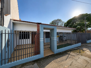 Casa com 3 Quartos, 120m² - Parque Industrial 200, Maringá/PR