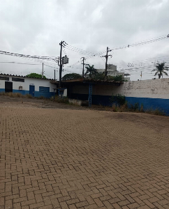 BARRACÃO PARA LOCAÇÃO NA AV. BRASIL