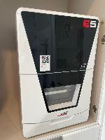VHF E5 5-Axis Dental Milling Machine