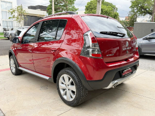 Renault Sandero Stepway 1.6 Hi-flex Automatico *baixo km*
