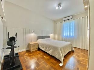 OPORTUNIDADE DESSE BELÍSSIMO APARTAMENTO SEMI MOBILIADO NO EDIFÍCIO FLAMBOYANT