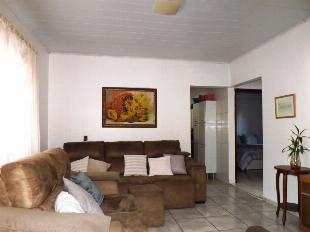 VENDE-SE 2 CASA NO TERRENO VILA MORANGUEIRA PRÓX. COPEL