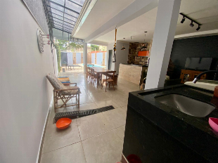 CASA JARDIM LICCE COM PISCINA