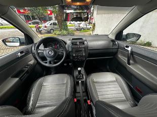 VW Polo Sedan 1.6 MI total flex 8v 4p