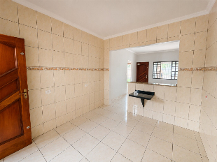 Casa com 3 Quartos, 120m² - Parque Industrial 200, Maringá/PR