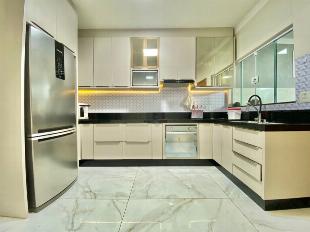 BELÍSSIMA CASA SEMI MOBILIADA NO JARDIM MONTE REI