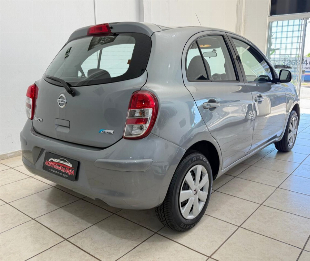 Nissan March S 1.0 Flex Economico *-baixo km*