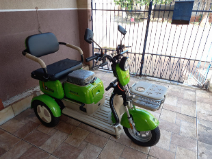 **TRICICLO ELÉTRICO SUPER 800W – NOVO!**