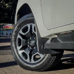 TOYOTA HILUX CDSRVA4FD 2024