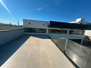 RESIDÊNCIA NO JARDIM MUNIQUE