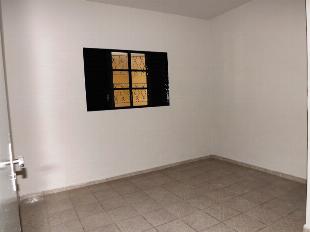 ALUGA-SE CASA JD NOVO OASIS PRÓX. AV. GUAIAPÓ